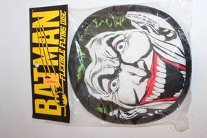 lot 5 image: Vintage Batman Joker Flexible Flying Disc