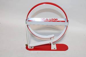 lot 26 image: Vintage Shoot-A-Loop Desktop Basketball Game