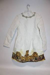 lot 40 image: Elegant Embellished Dress with Scenic Horse Carriage Border