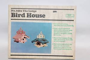 lot 61 image: Greenleaf The Lodge Bird House Kit No. 6901
