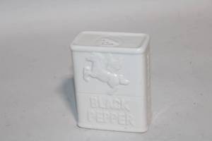 lot 65 image: Vintage Ceramic Black Pepper Shaker with Horse Design
