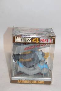 lot A-98 image: Macross 4 Part II Armored Valkyrie & Tactical Pod Regult Figures Sealed