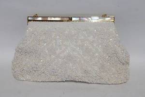 lot 103 image: Vintage Beaded Evening Clutch with Gold Chain