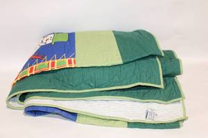lot 113 image: King Size Field Gear Home Collection Quilt with Snowman Pattern