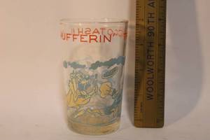 lot 184 image: 1974 Warner Bros. Taz Glass Tumbler with Looney Tunes Characters