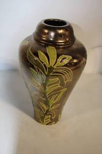 lot 231 image: Art Deco Style Ceramic Vase with Leaf Motif