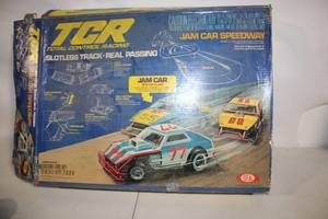 lot 263 image: Vintage 1977 TCR Total Control Racing Jam Car Speedway Slotless Track Set