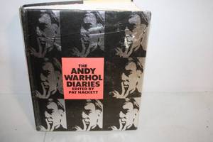 lot 270 image: The Andy Warhol Diaries Edited by Pat Hackett - 1989 Edition