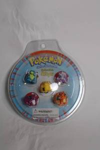 lot A-295 image: Pokmon Collectible Rings Set - Squirtle, Pikachu, Mewtwo, Charizard, Nidoking