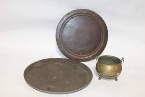 lot 328 image: Set of Vintage Wooden Trays and Brass Pot