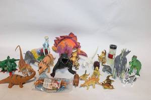 lot 339 image: Lot of 18 Dinosaur and Animal Figures with Accessories