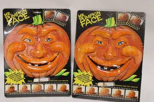lot 346 image: Set of 2 Mr. Pumpkin Face Halloween Decoration Kits