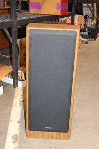 lot 351 image: Vintage Technics Floor Standing Speaker