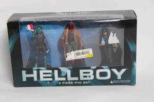 lot 407 image: Hellboy 3 Piece PVC Set - Hellboy, Abe Sapien, Liz Sherman