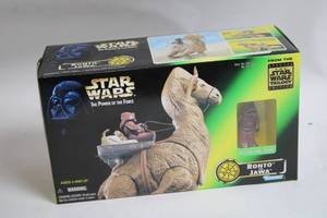 lot 425 image: Star Wars Ronto and Jawa Figure - The Power of the Force Kenner Edition