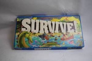 lot 449 image: Survive Vintage Board Game - Parker Brothers 1982 Edition