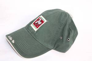lot 468 image: Vintage 7-Up Green Baseball Cap with Adjustable Strap