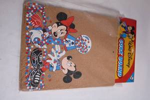 lot A-495 image: Vintage Walt Disney Mickey & Minnie Mouse Cork Board