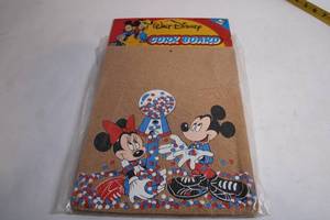 lot A-496 image: Walt Disney Mickey & Minnie Mouse Cork Board