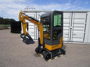 lot 21 image: AGT Industrial QK18RXS-C Mini Excavator wSide Swing Boom, Hydraulic Thumb, Enclosed Cab wAC