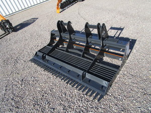 lot 17 image: Wolverine 78 Skid Steer Land Leveler