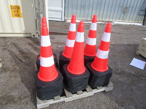 lot 25 image: (60) Highway Traffic Cones