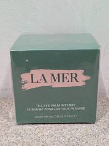 lot 24 image: LA MER THE EYE BALM INTENSE