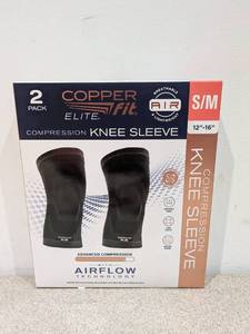 lot 39 image: NEW COPPER FIT ELITE SM COMPRESSION KNEE SLEEVE (2PK.)