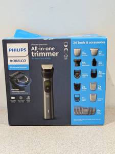 PHILIPS NORELCO ULTIMATE PRECISION ALL-IN-ONE TRIMMER