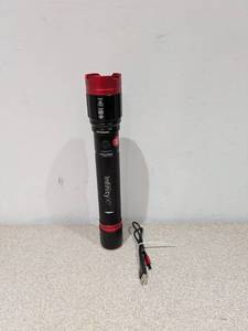 lot 105 image: NEW INFINITY X1 FLASHLIGHT