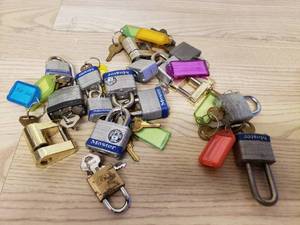 lot 7 image: Lot of Padlocks with keys