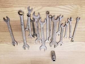 lot 12 image: Lot of open  box end wrenches