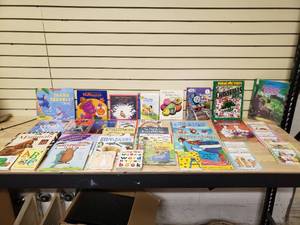 lot 25 image: Lot of childrens Books