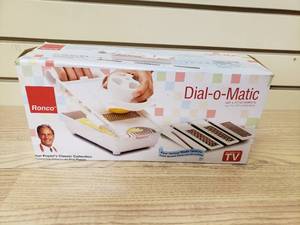lot 34 image: Ronco Dial-O-Matic with 4 Attachments New In Box