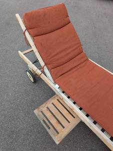lot 25 image: Teak Outdoor Lounger