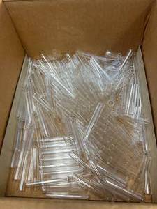 lot 27 image: Half Box of Disposable Boro Glass Culture Tubes 12x75mm