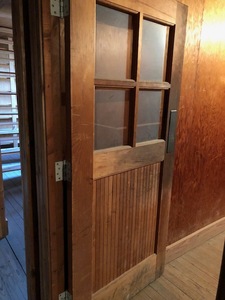 lot 12 image: Vintage Wooden Door (545375) See Description