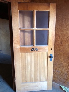 lot 13 image: Vintage Wooden Door (545377) See Description