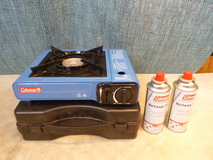 lot 14 image: Coleman Portable Butane Camp Stove