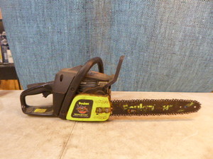 lot 16 image: Poulan Wood Shark 14 Chain Saw