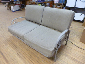 lot 25 image: Patio Loveseat