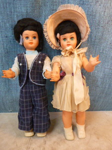 lot 34 image: 2 Vintage Dolls