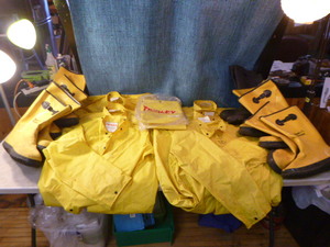lot 38 image: Protective Gear