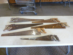 lot 47 image: 6 Hand Saws