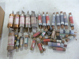 lot 53 image: Machinery Fuses