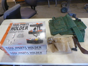 lot 67 image: Garage Items