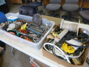 lot 82 image: Garage Items