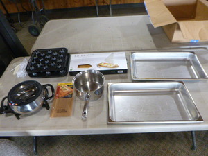 lot 136 image: Kitchen CookBakeware