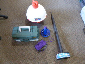 lot 210 image: Fishing Items