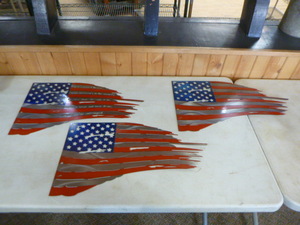lot 214 image: 3 Metal US Flag Dcor